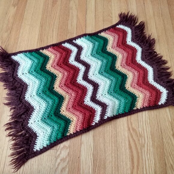 Vintage Crocheted Table Mat Doily Mini Afghan Chevron Handmade Boho Decor - Picture 1 of 10